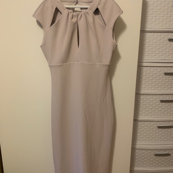 Light Pink Le Chateau Dress for Women - Size Small - Picture 4 of 4